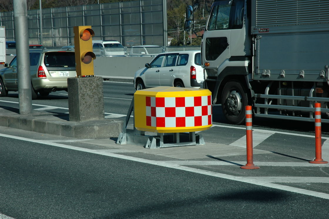 Het elektrostatische Bespuiten Vrachtwagen Opgezet Demper Ingebed Type